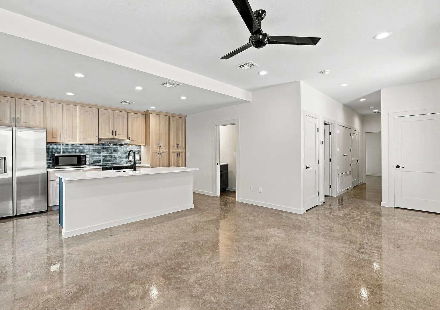Modern Luxury in San Marcos' Premier Courtyard Community Now Leasing! — Photo 2