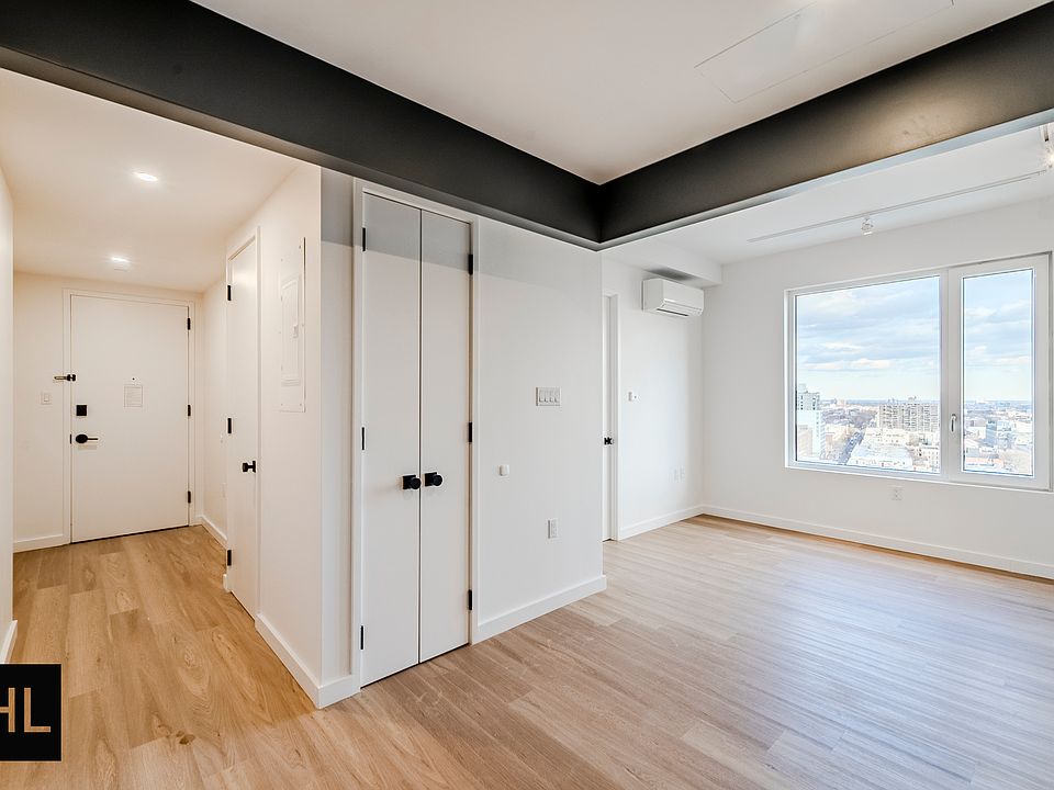 1st image of 931 Carroll St #1205