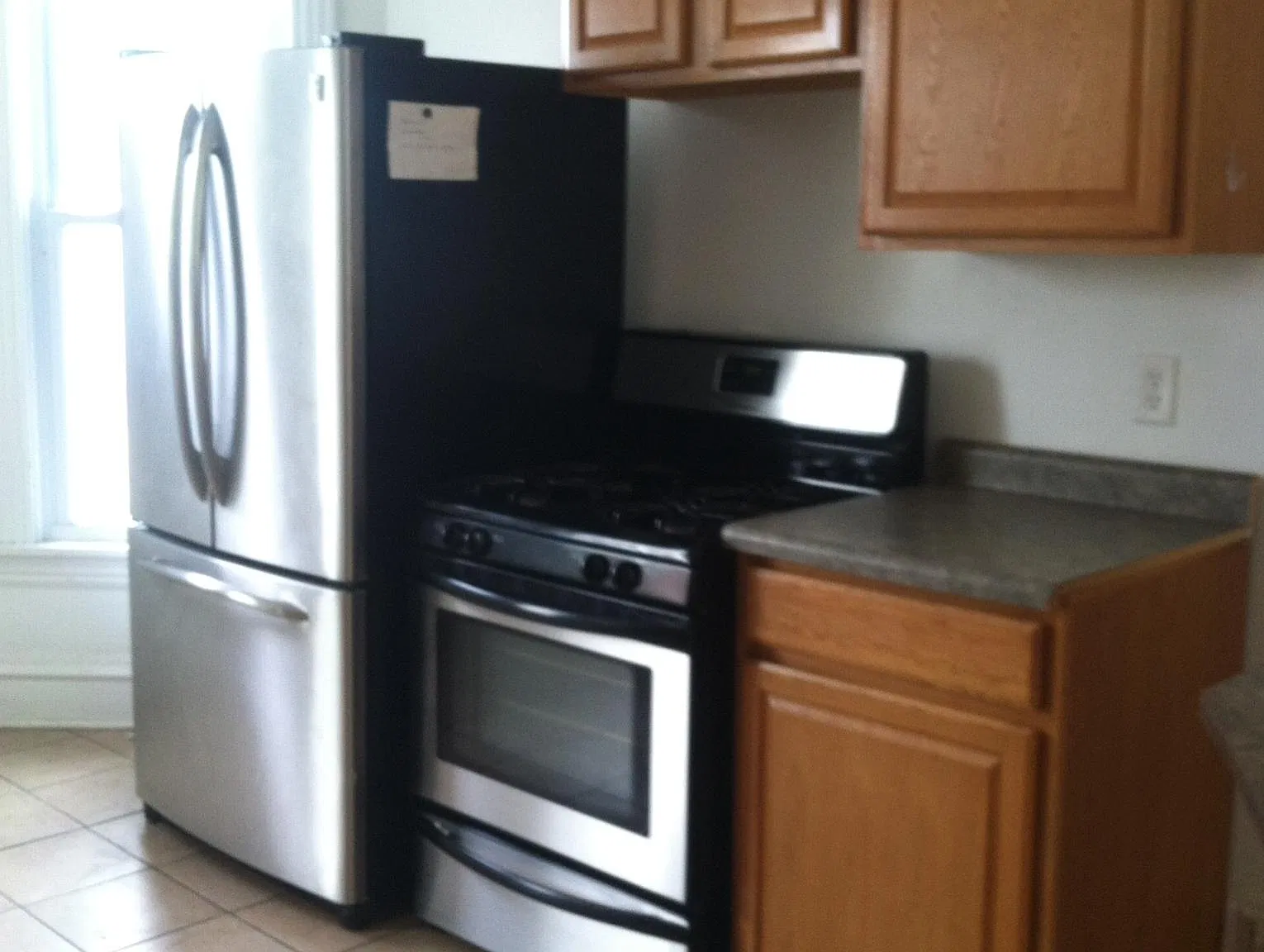 5 bed, 2000 sqft, $1,900 — Photo 4