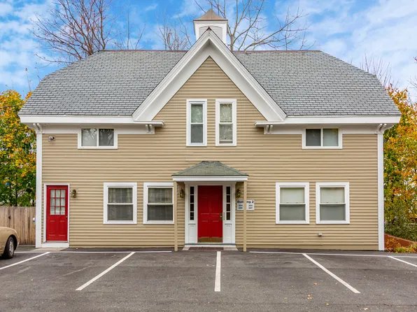 114 Sylvan St APT 204, Danvers, MA 01923