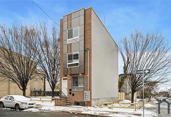 2nd image of 2203 N 8th St