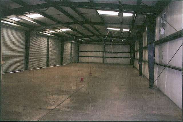 2nd image of 2050 4th St