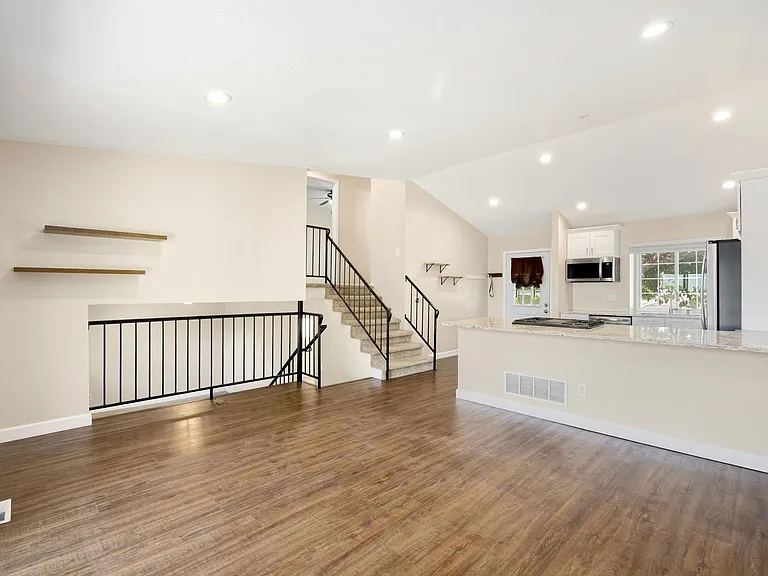 21205 E Ida Ave — Photo 6