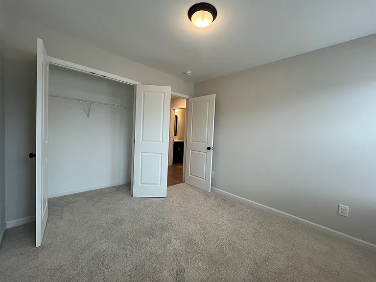 598 Waterpoint Way — Photo 19