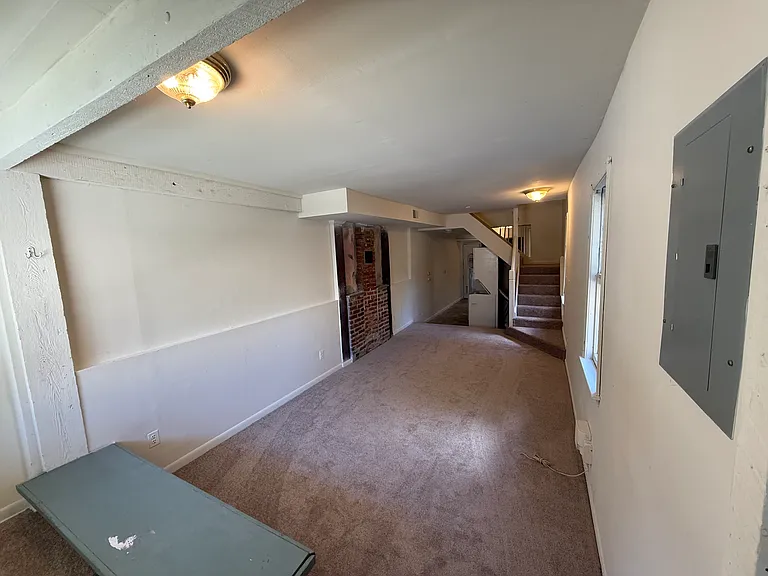 40 1/2 North St — Photo 1