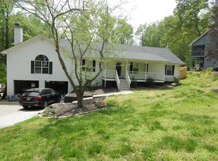 3562 Thompson Bnd, Gainesville, GA 30506