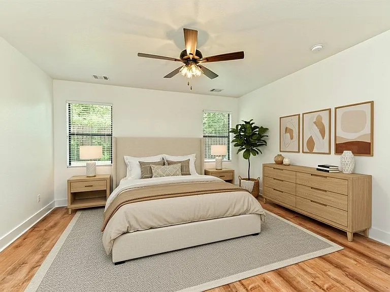 15208 Bowling Ln — Photo 8