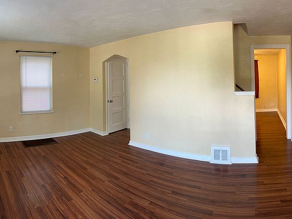 2nd image of 4402 Coleridge St