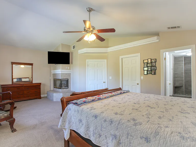 245 Hazel Ln — Photo 25