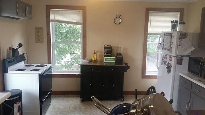 16 Washington St #2 — Photo 8