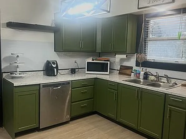 401 N Madison St, Oregon, MO 64473