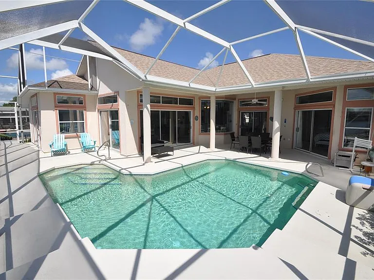 16 Cedarwood Ct — Photo 4