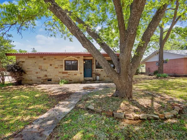 805 Wheeler St, Mason, TX 76856
