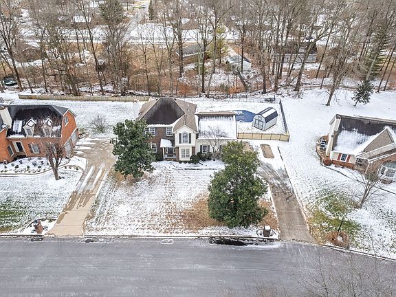 4th image of 2714 Trelawny Dr