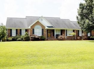 657 Jordan Creek Dr, Burlington, NC 27217
