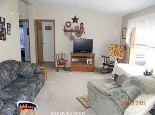 24 Basket Br, Fenton, MI 48430