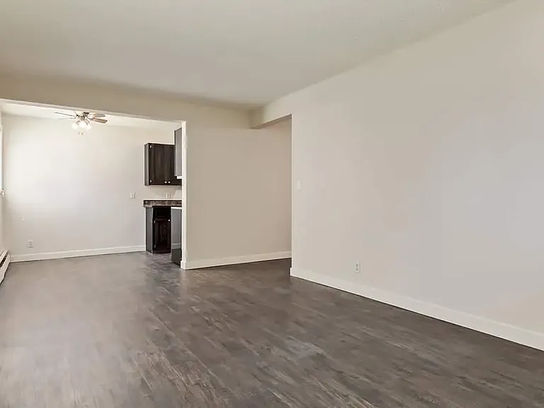 4822 54th St #215 — Photo 11