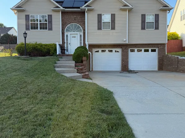 230 Sedge Meadow Dr, Winston Salem, NC 27107