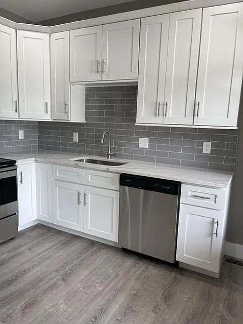 Building Photo - 3133 Lackland Ave #1