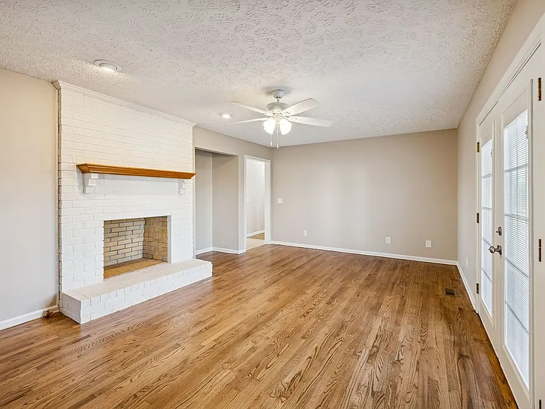 353 Branham Mill Rd — Photo 22