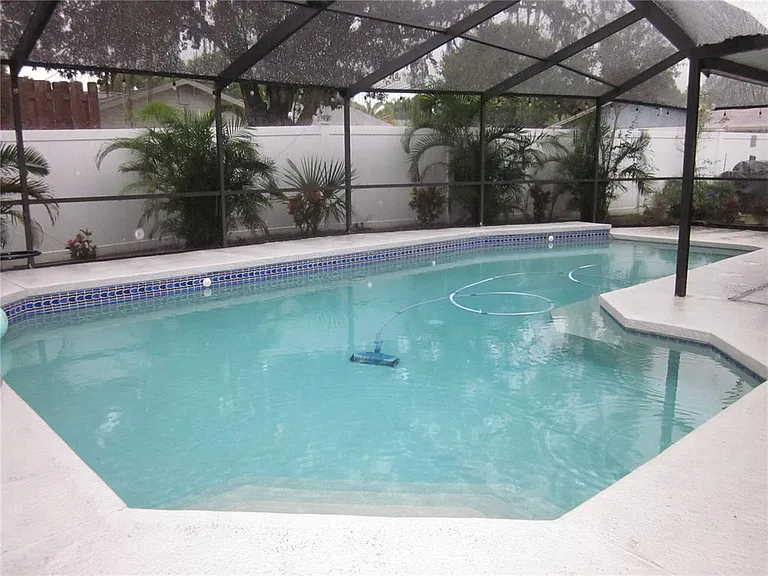 4902 Country Aire Ln — Photo 21