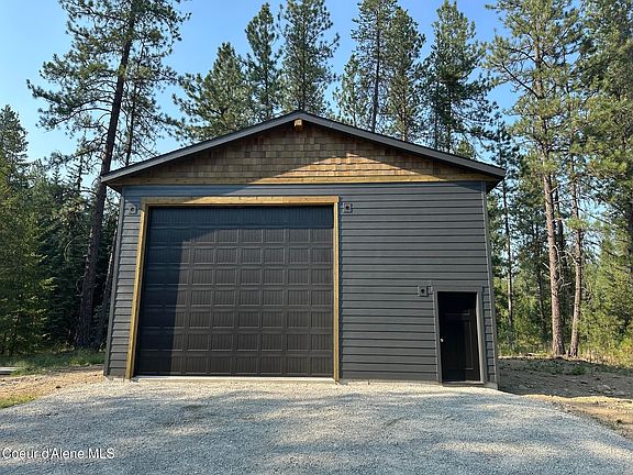 3rd image of 2663 W Seasons Rd
