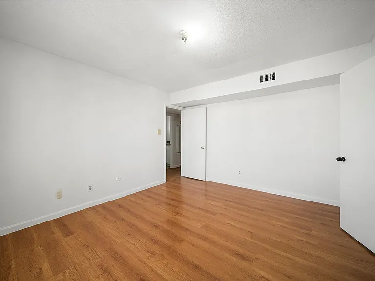 6201 Ranchester Dr #36 — Photo 12