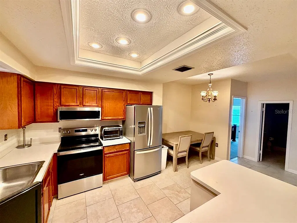2 bed, 1.0 bath, 790 sqft, $1,450 — Photo 4