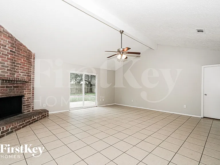 24119 Lone Elm Dr — Photo 5