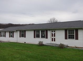304 Elizabeths Way, Summersville, WV 26651