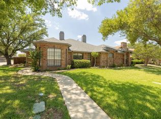 2143 Willow Pl, Carrollton, TX 75006