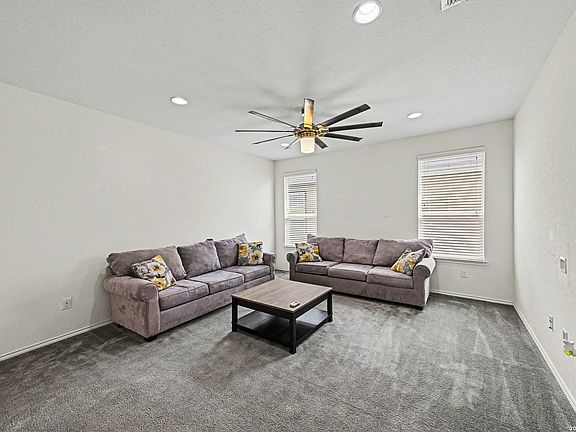 5th image of 8950 Victoria Lk