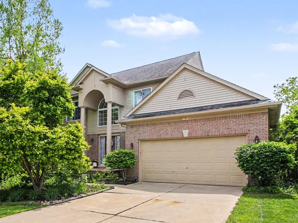 7878 Greene Farm Dr, Ypsilanti, MI 48197