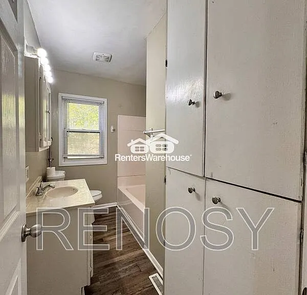 709 Bell Ave — Photo 4