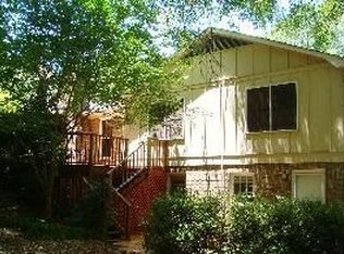 3101 Mayberry Landing Dr, Northport, AL 35473