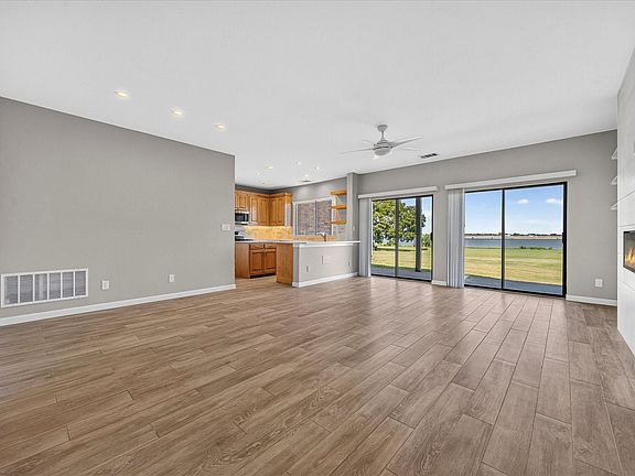 5th image of 1910 Signal Ridge Pl