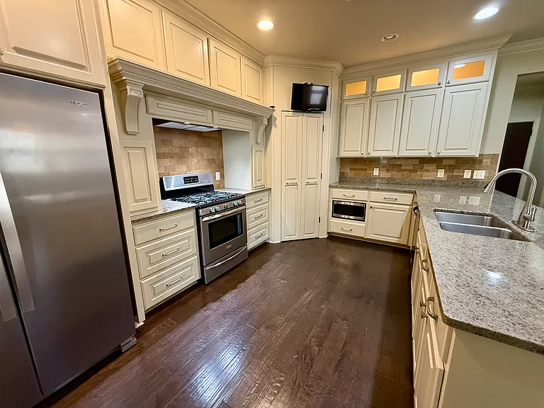 210 Royale Orleans Ct — Photo 10