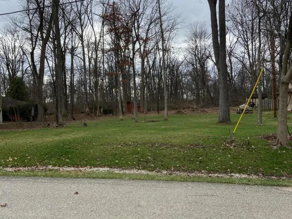 2050 Cherokee Dr, London, OH 43140