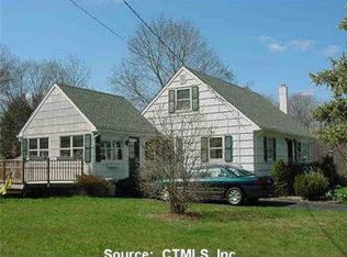 41 Avon Rd, Branford, CT 06405