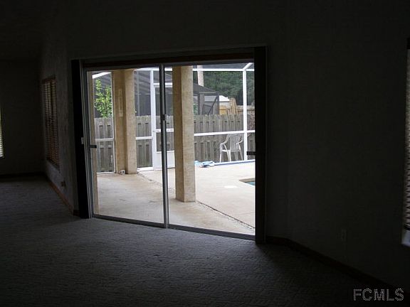 5th image of 2215 S Flagler Ave