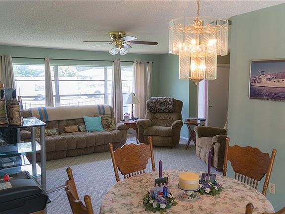 4th image of 3917 Basswood Dr