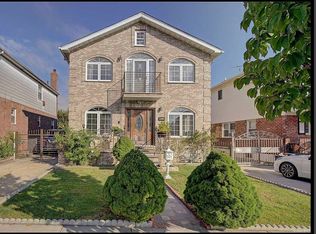 200-07 45th Rd #1, Bayside, NY 11361