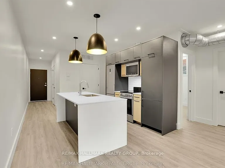368 Chapel St #7 — Photo 7
