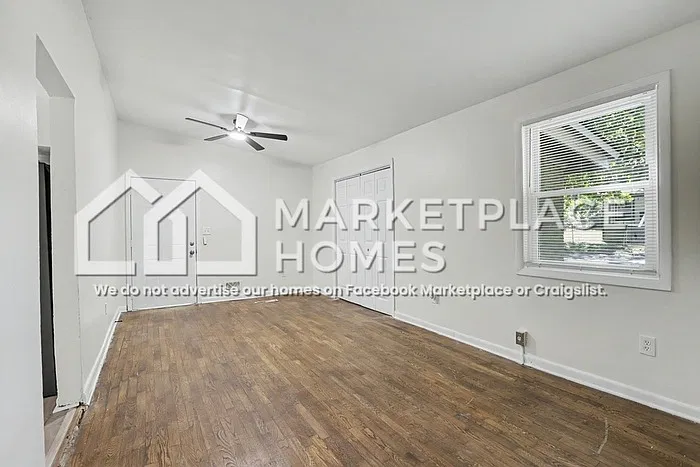 4 bed, 2.0 bath, 1390 sqft, $1,695 — Photo 4