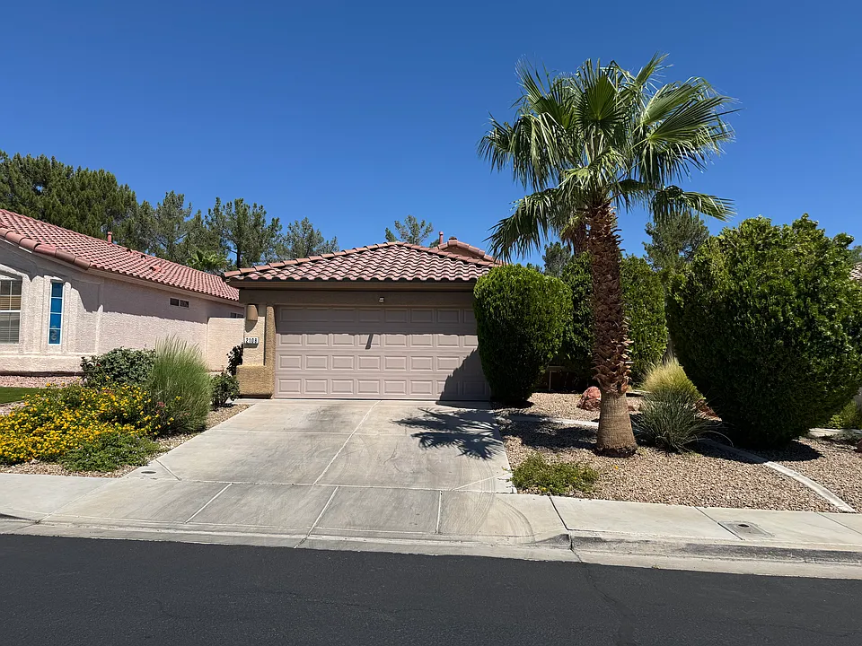 2108 Sunset Vista Ave