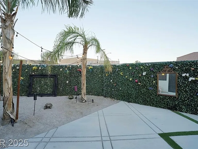 9239 Beltana Ct — Photo 34