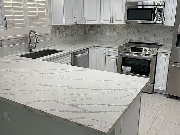 3rd image of 28020 Pebble Beach Dr