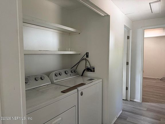 3rd image of 129 LAKE COMO Drive