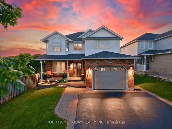 9 Kenney St, Halton Hills, ON L7J 3B2