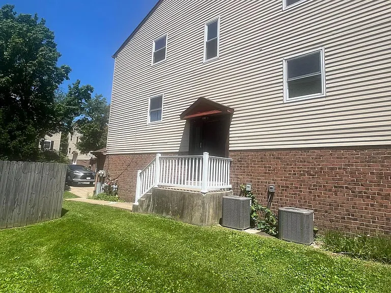 13085 Blakeslee Dr #2 — Photo 19